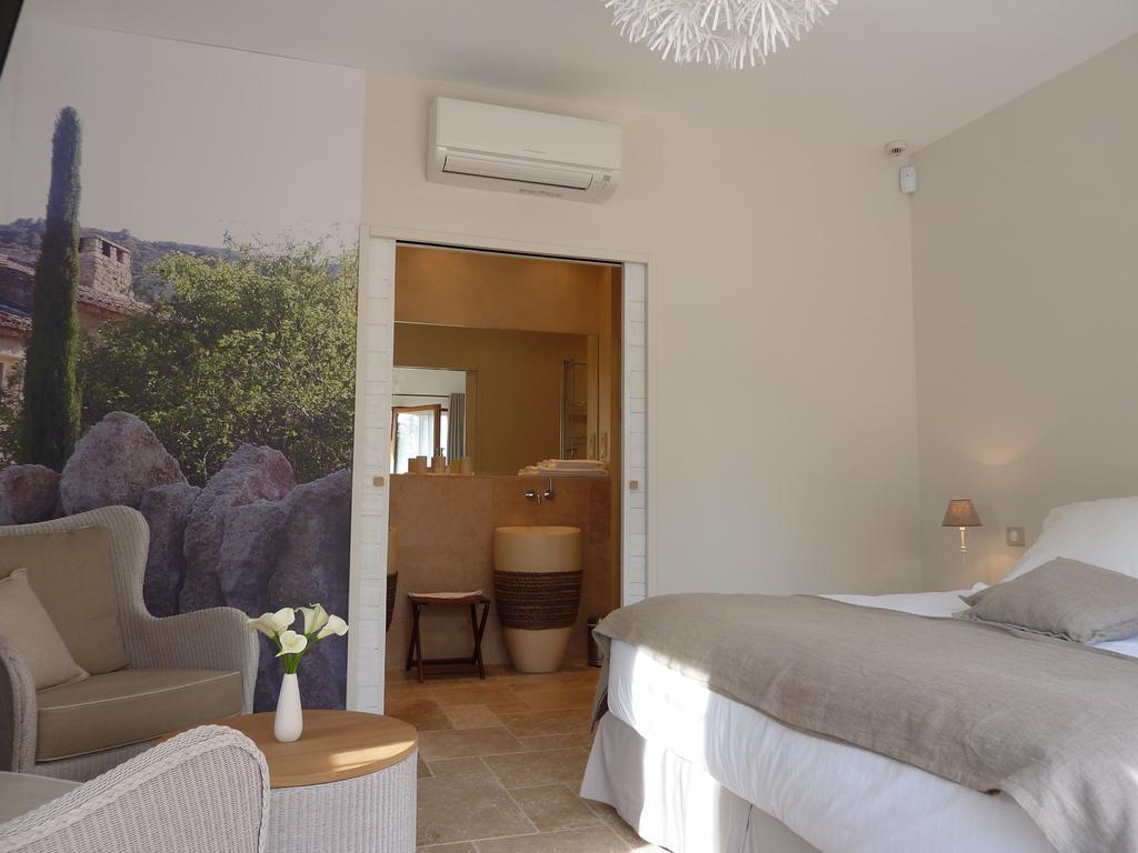 Les Mazets Du Luberon Bed & Breakfast Puget Phòng bức ảnh