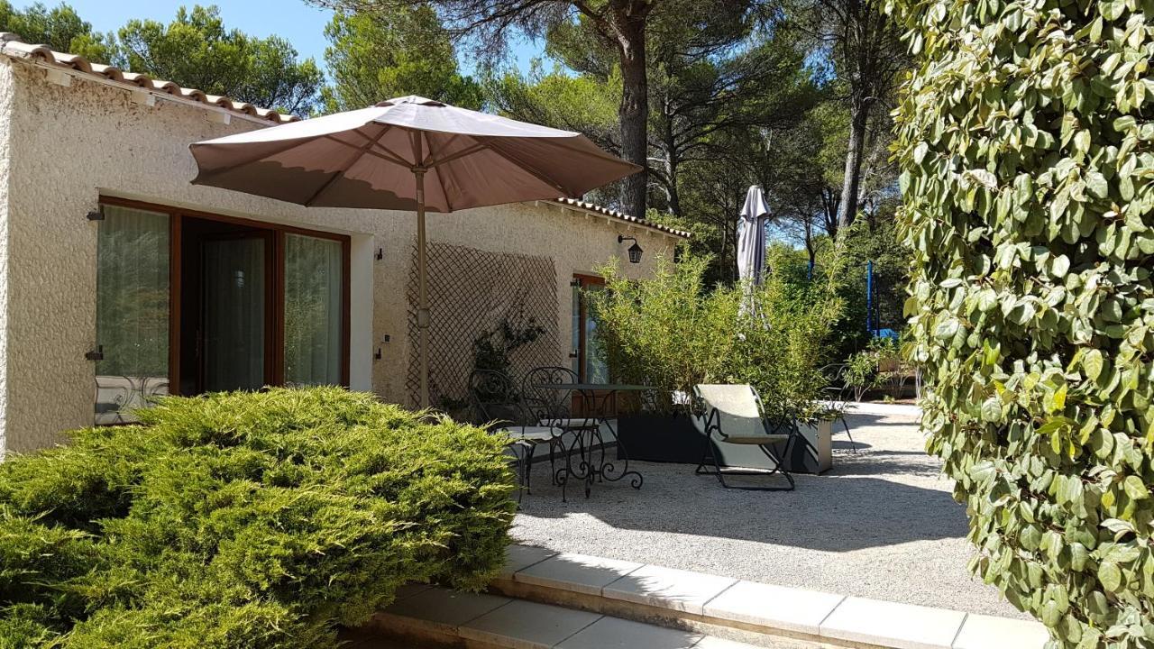 Les Mazets Du Luberon Bed & Breakfast Puget Ngoại thất bức ảnh
